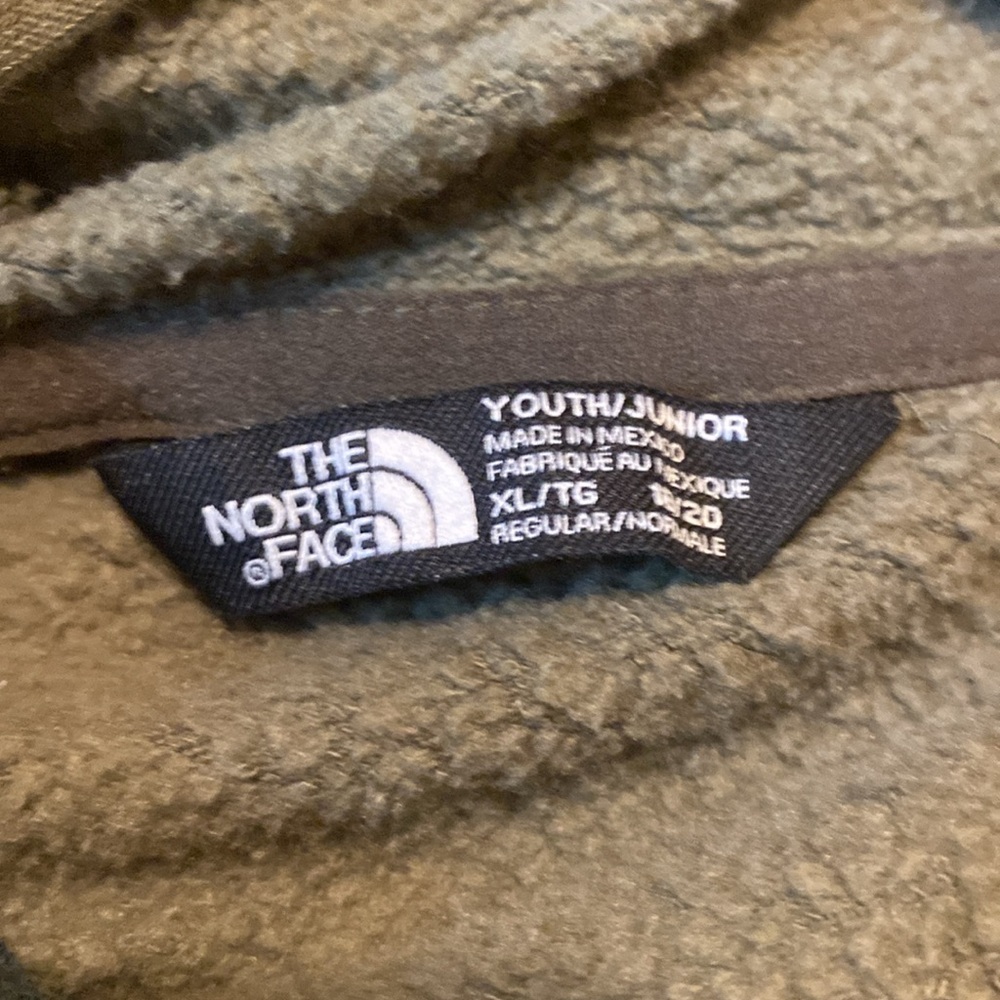 The North Face Youth / Junior XL/TG Camo Green Hoodie - Picture 3 of 5